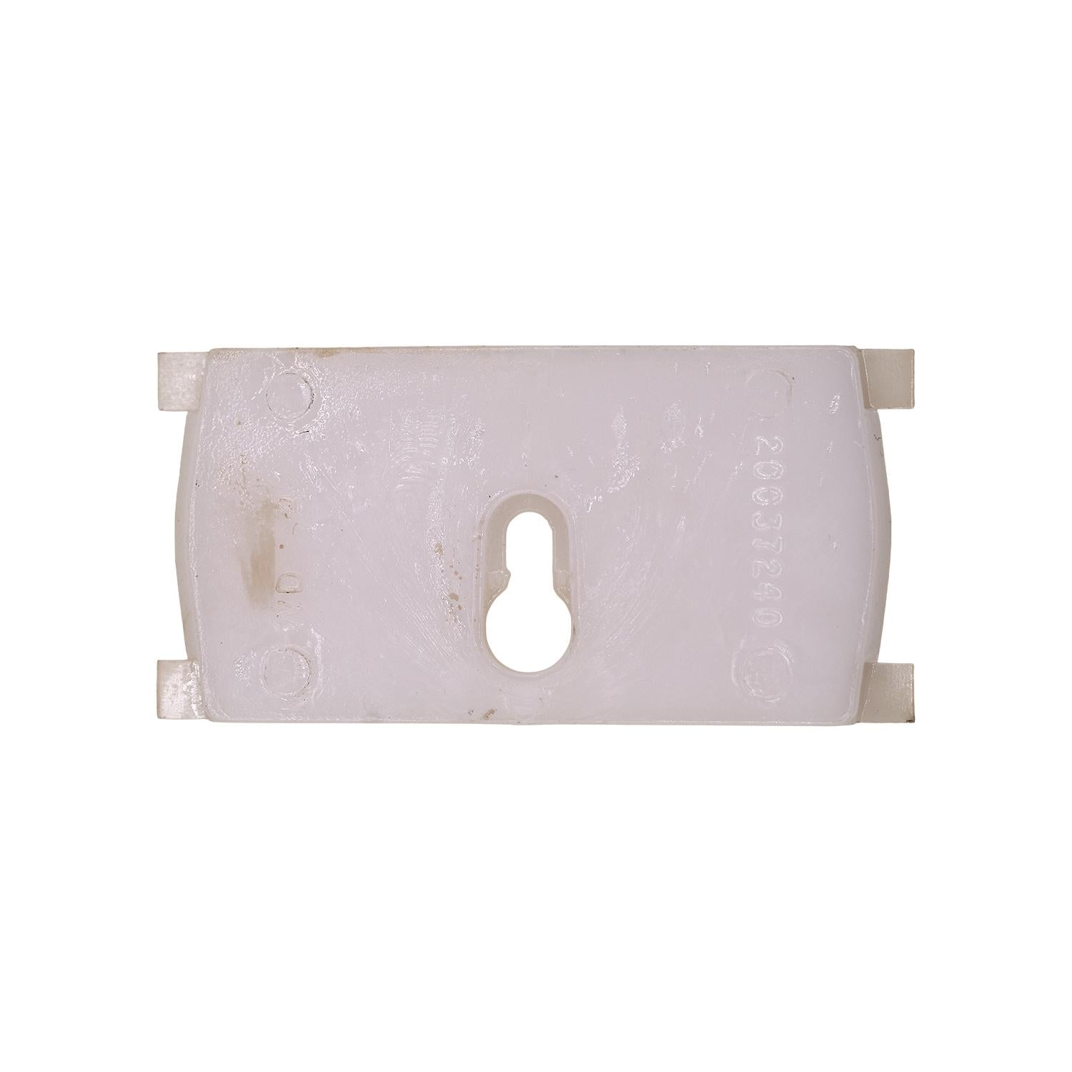 GM Quarter Moulding Clip