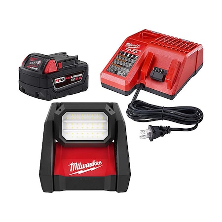 M18 ROVER Dual Power Flood Light + M18 XC5.0 Starter Kit